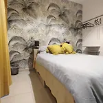 Qawra Apartment *