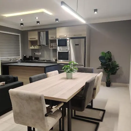 Qawra خليج سانت بول