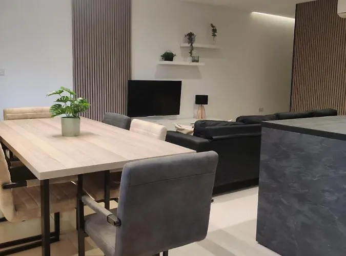 Qawra * St. Paul's Bay