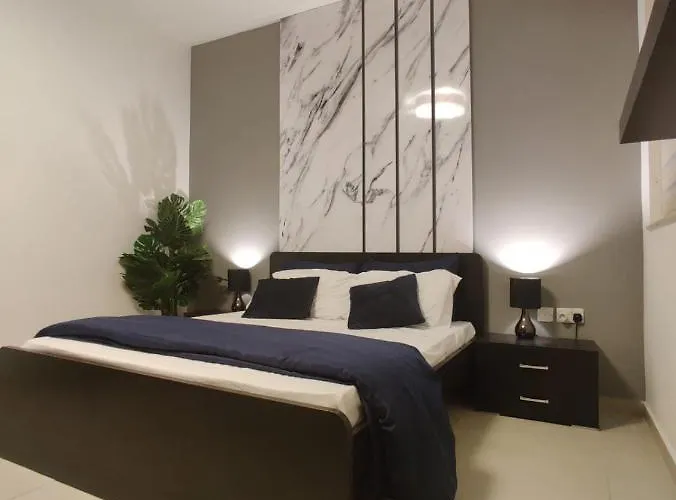 Qawra * St Paul's Bay